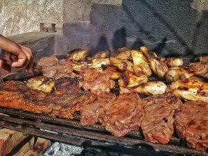 En traditionell argentinsk asado